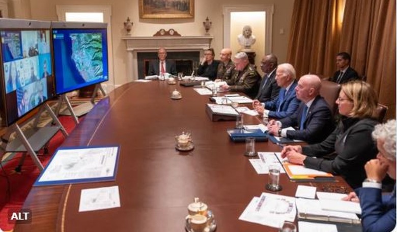 'DeSantis making him look terrible'? Biden WH highlights Maui response during Fla. hurricane