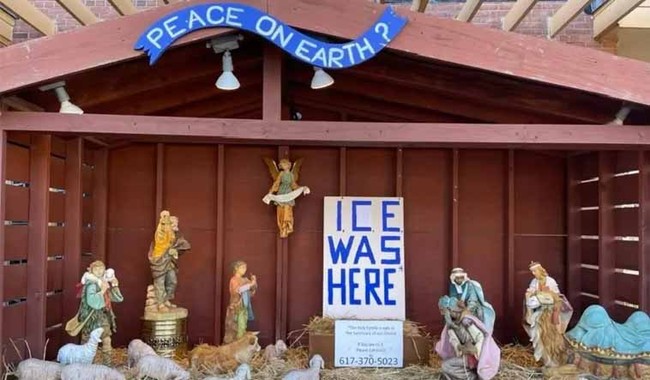 Parish Erects Nativity Scene With Jesus Replaced by ‘ICE Was Here’ Sign; Christ Child in Zip-Ties
