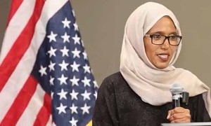Oregon Candidate Holds Minnesota Rally Speaking Somali in Front of Upside-Down American Flag