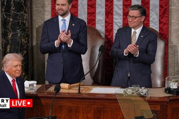 Schumer, Jeffries Sweat As Trump Speech Proves They've Lost It