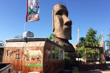 Hawaiian-themed Restaurant Closes Its Doors Amid Accusations of Cultural Appropriation 