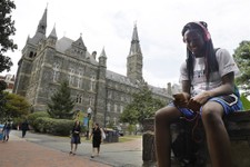 'Defies Both Science and Common Sense': Georgetown's Spring Semester Plans Raise Ire from Students