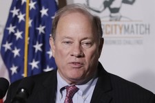 Detroit Mayor Changes Tune on J&J Vaccine After Getting Blasted for Being 'Ignorant' and 'Irresponsible'