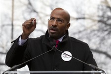 Ο Βαν Τζόουνς του ΚΝΝ «χτύπησε» από τα πρώτα αποτελέσματα των εκλογών 