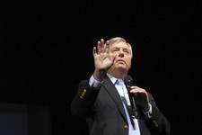 Lindsey Graham: We Should Just Let Obamacare Collapse If We Can't Get A Solid Fix Through Reconciliation 