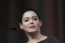 Actress Rose McGowan Blasts Democrats During Campaign Event Supporting Larry Elder