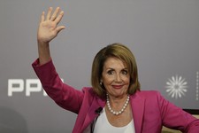 Από τα βάθη της κόλασης: Καθώς οι δημοκράτες τσακίζουν αρκετά καθίσματα, η Pelosi είναι έτοιμη να ξανακάνει το σπίτι