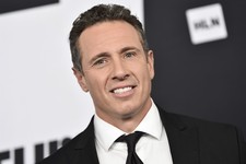 Meltdown: Ο Supporter καλεί τον Chris Cuomo του Fredo στο CNN ... Στη συνέχεια, όλη η κόλαση έσπασε χαλαρά