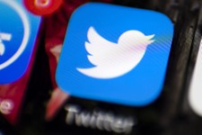 'Ολισθηρό κατόρθωμα:' Το Twitter απαγορεύει οριστικά τον συντηρητικό Ποιος πρόσφατα προειδοποίησε για τις πολιτικές της πλατφόρμας