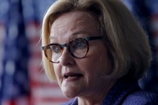 Kavanaugh έχει σημασία: Το GOP κάνει τα κέρδη της Γερουσίας, όπως χάνουν τα βασικά Κόκκινα Δημοκρατικά Κράτη