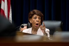 Twitter to Maxine Waters: Lady, No One Hacked Your Account
