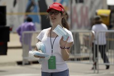 Delta Adds Hundreds of People to No-fly List...for Not Wearing Masks
