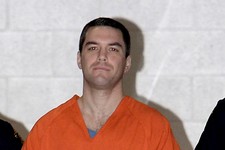 California Supreme Court Overturns Scott Peterson's Death Sentence