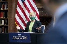 Energy Secretary Makes Telling Comment About Electric Cars When Asked About Gas Crisis