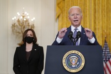 Wait...Did Joe Ask Jill to Switch Seats So He Wouldn't Be Near Kamala at Bob Dole Memorial? 