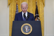 Dem Pollster Sounds the Alarm: 'We Have a Problem'