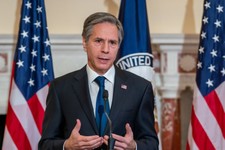 The Political 'Elite' Want You Dumb, Disarmed and Diseased