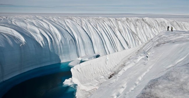 Global Warming Continues To Pummel Polar Ice Caps By Not Causing Them To Melt   