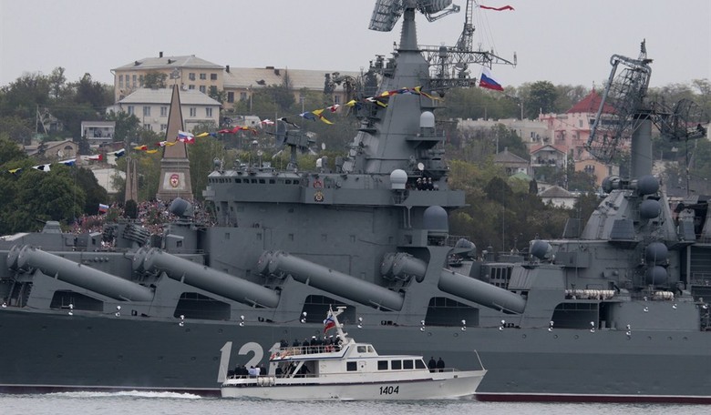 BREAKING. Flagship of Russia's Black Sea Fleet Hit by Ukrainian Missiles, Dead in the Water, Crew Evacuated