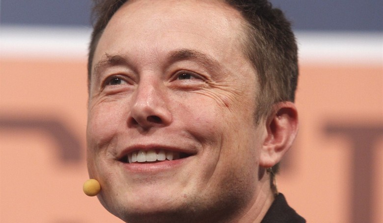 Elon Musk Leaves Biden in the Dust After Joe Tries to Take a Shot at Him