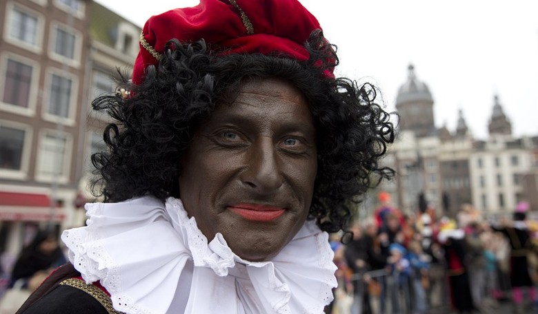 White People, Please Stop Engaging in ‘Digital Blackface’ by Posting GIFs Featuring Black Folks