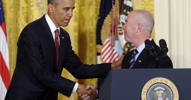 Obama Fully Backs Immigration Official Who Gave Special Benefits To Democrat Donors