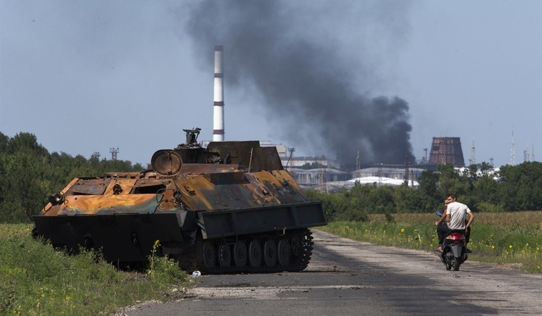 Insanity Wrap #179: Who Had Russia and Ukraine Start WWIII on Their 2021 Bingo Card?