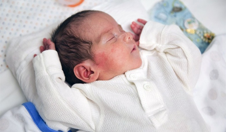WHO Blames Enterovirus for Surge in 'Severe Myocarditis' in UK Infants, Ignores mRNA Shots