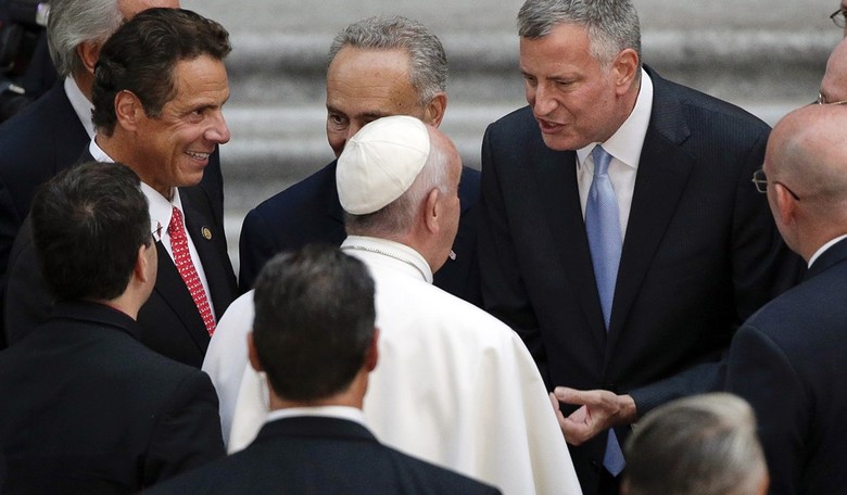 VIDEO: New York Shopkeeper Records How Mayor DeBlasio is Targeting the Jewish Community