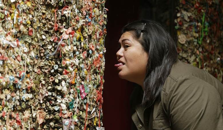Frenching Felon: A Lady's Arrested for Contaminating Nearly $2K Worth of Store Items With Her Tongue