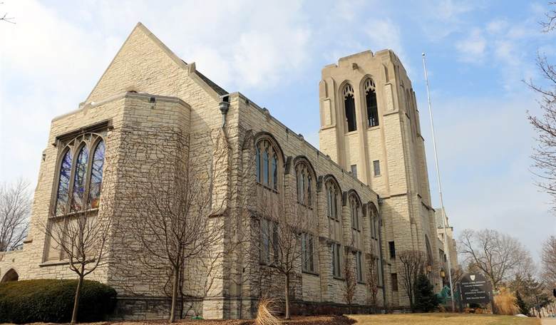 Chicago suburb starts paying reparations