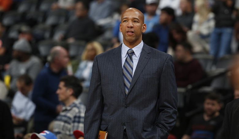 The Phoenix Suns Set On The Los Angeles Lakers