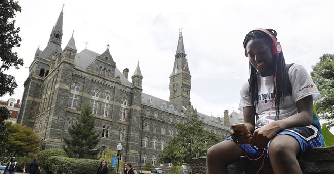 'Defies Both Science and Common Sense': Georgetown's Spring Semester Plans Raise Ire from Students