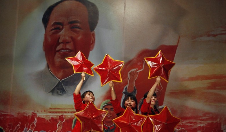 Virginia Mom Who Escaped Mao's China Slams School Board With Chilling Comparisons to Critical Race Theory