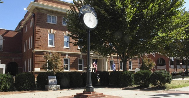 Steven Crowder Comes Under Fire For Racist YouTube Segment