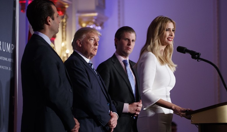 Twitter Fact Checks WaPo Fact-Checker for Misleading Claim About Trump Sons and Judge's Daughter