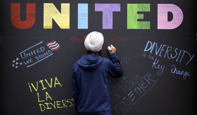 College Op-Ed Asks if White People Should Be Kicked out of Parties