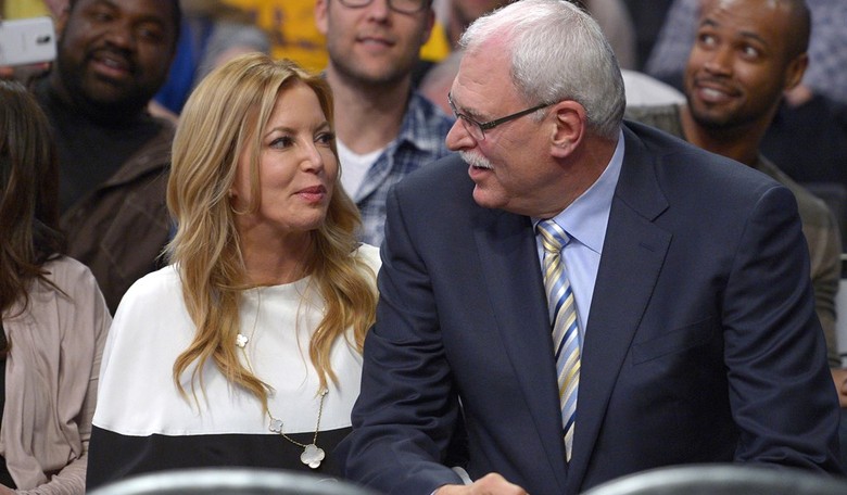 NBA Analysis: The Lakers Are Targeting Eight Players, but One Player Should be the Clear Frontrunner