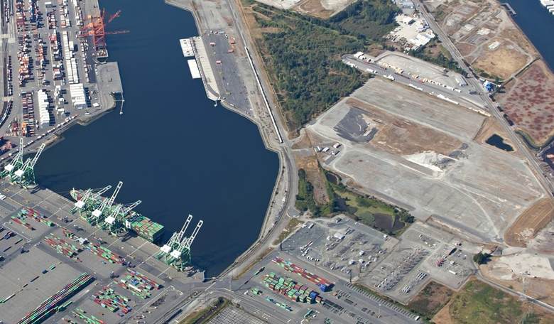Pro-Palestinian Protesters Blockade Tacoma Port to Delay Ship Headed to Israel (Update)