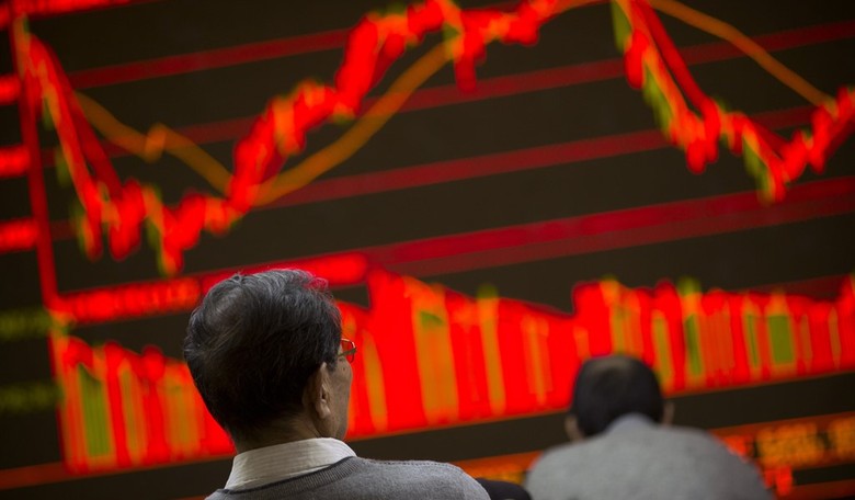China's Manufacturing Index Takes a Surprise Downturn (and Chinese Migrants Head to the US Border)