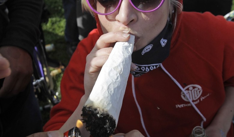 A new high: Two new polls show support for legalizing marijuana at 60-61%