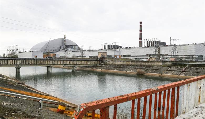 Power to Chernobyl Cut off - Is Radiation Leak a Threat?