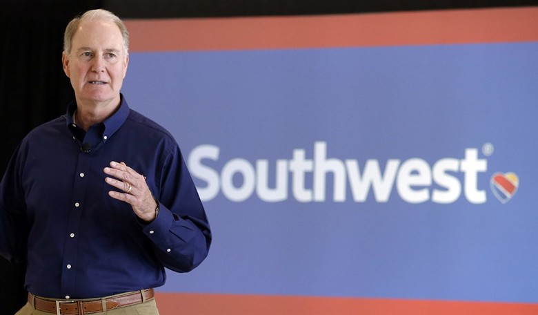 Southwest CEO Claims 'No Evidence' Flights Were Canceled Over Vaccine Mandates