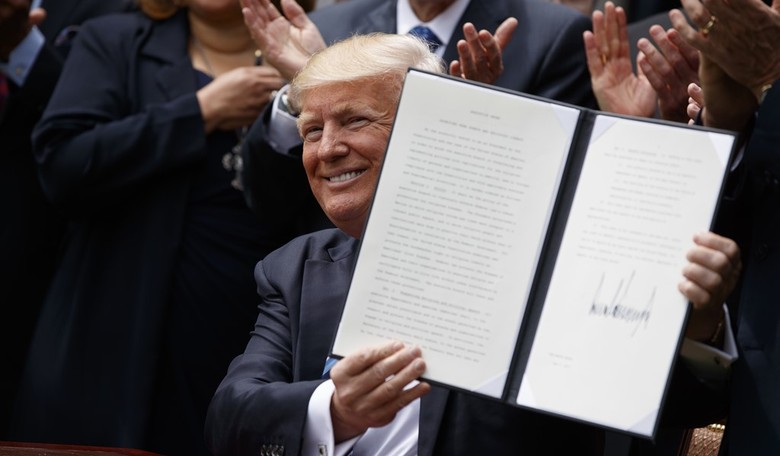 Monotheism hat trick for Trump's first foreign tour