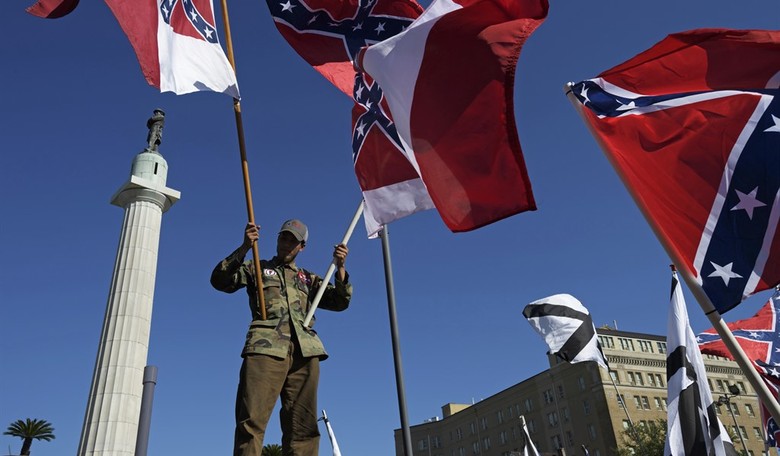 A new wrinkle in the removal of a Confederate-era monument in New Orleans
