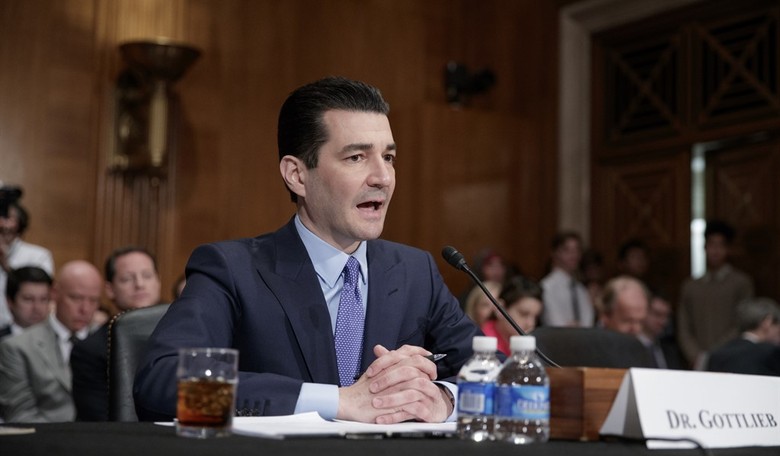 The Right's Favorite COVID 'Expert' Shows He's No Better Than Fauci