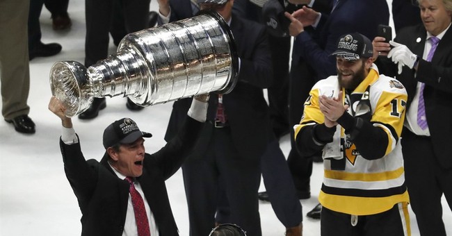 Penguins Head Coach Defends Team's Upcoming White House Visit