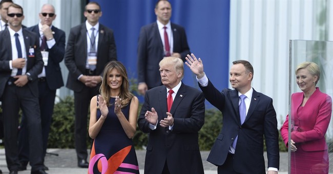 No, Poland's First Lady Did Not Snub Trump's Attempt At A Handshake
