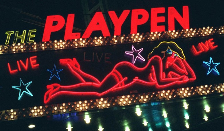 Las Vegas Strip Club Hosts a COVID Vaccination Clinic