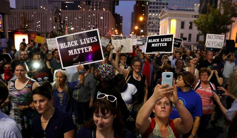 St. Louis Police Protesters Cash in as City Issues Settlement Checks